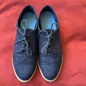 Gap women’s shoes. Size 7.5